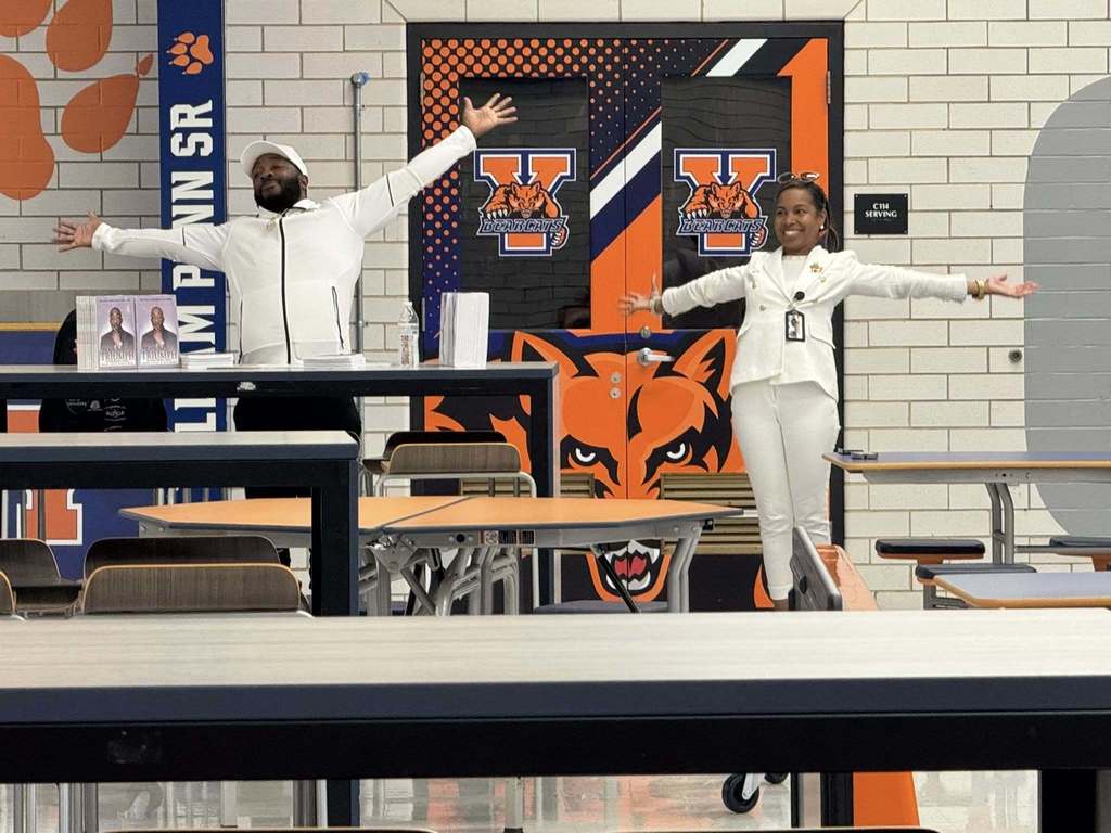 William Penn Senior High School families recently attended the Bearcat Balance event in the William Penn Cafeteria. Author and CEO of Major Preparation LLC, Bryan Majors, shared powerful insights from his book “Training for Triumph: How to Prepare Mentally, Physically, Emotionally and Spiritually for Your Life Long Goals.”