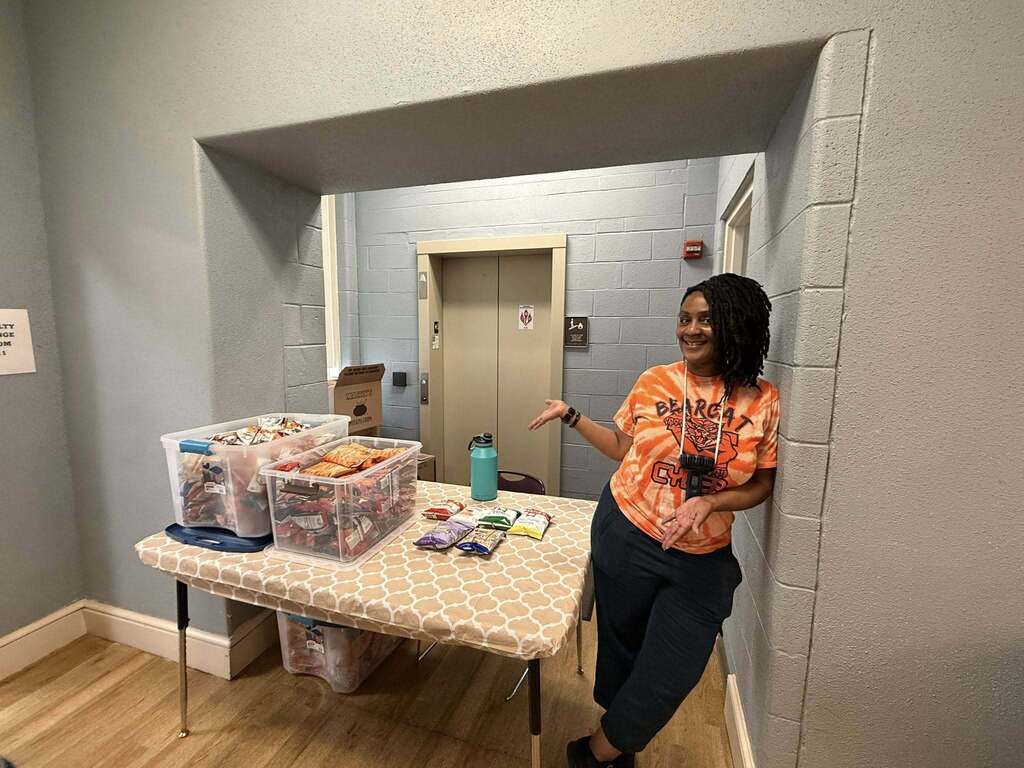 Bearcat Cyber Academy students, staff, and families recently came together to enjoy an End of Year Celebration that was filled with delicious food, exciting games, prizes, and more!