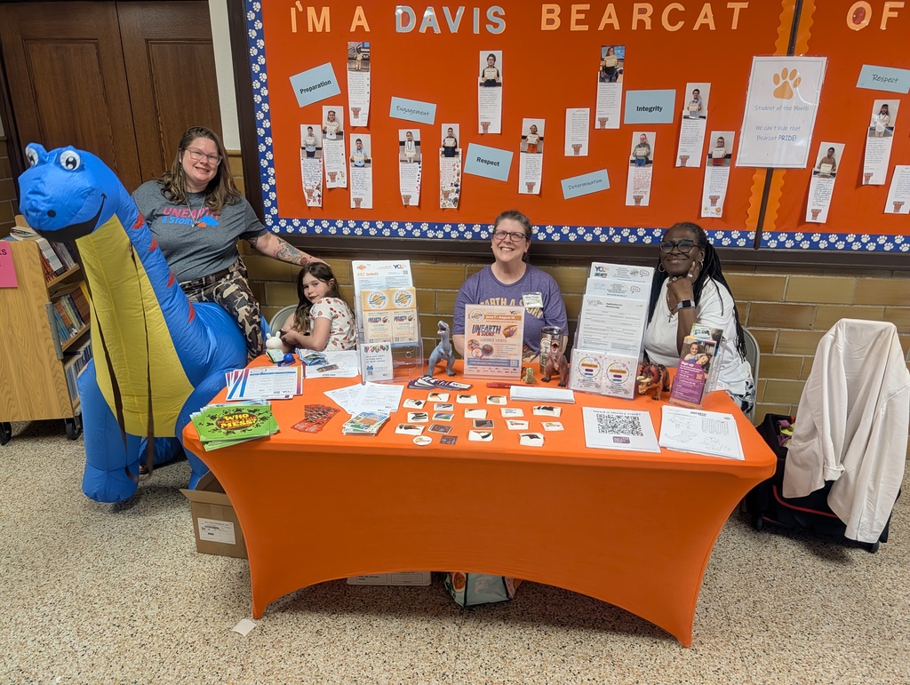 Davis PreK-8 recently hosted a Book Fair for Davis students to come and explore different types of books and genres.