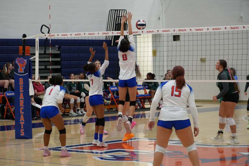 Our York High Girls Volleyball team recently played against York Tech in a school gymnasium. 