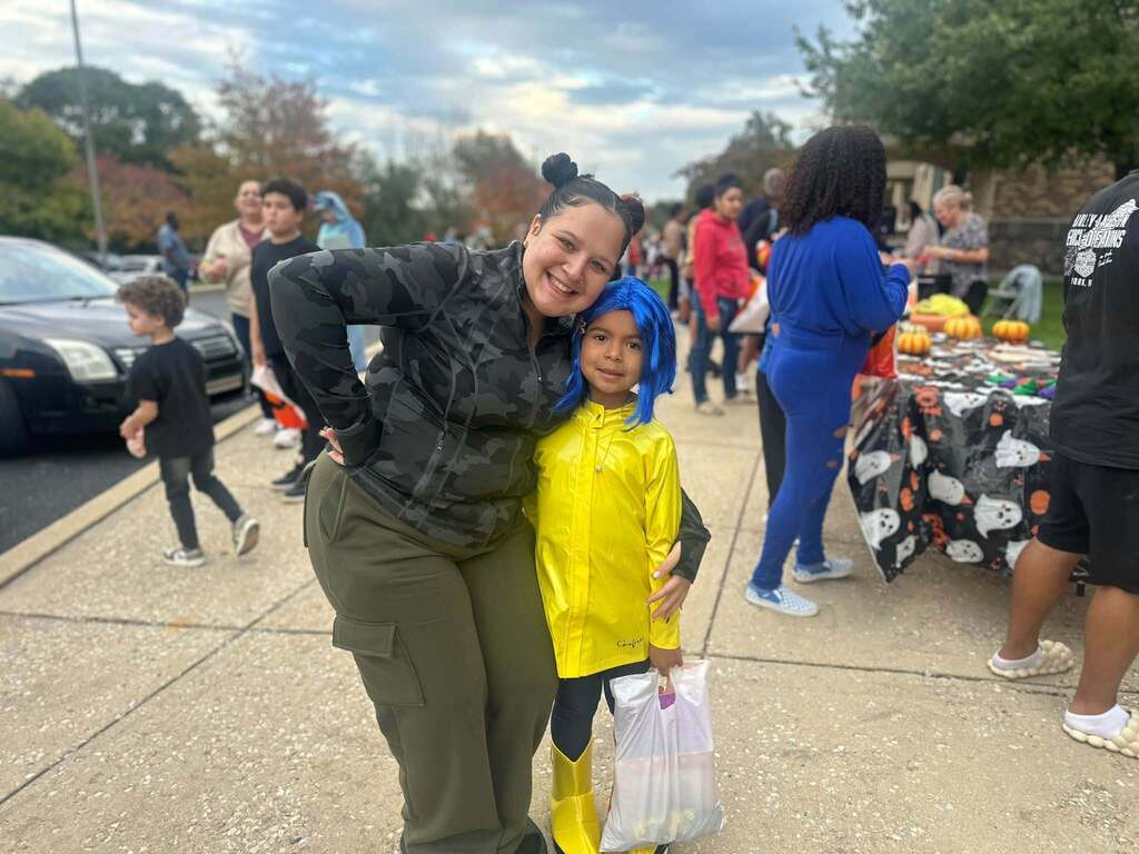 Smith STEAM Academy families and staff recently participated in their annual Trunk or Treat outdoors.