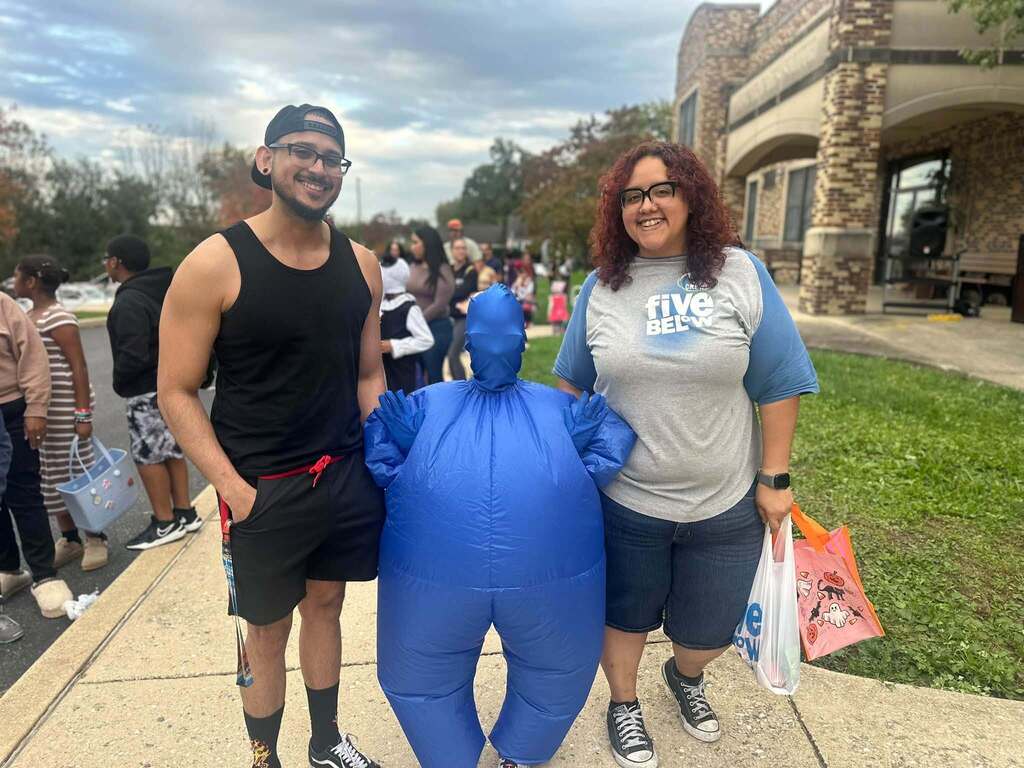 Smith STEAM Academy families and staff recently participated in their annual Trunk or Treat outdoors.