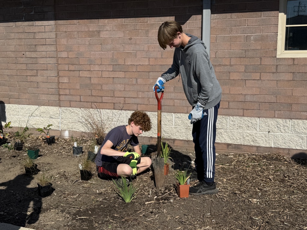 Students Planting