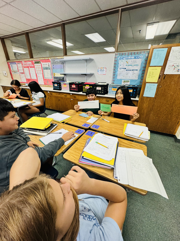 Sentence builders at work! Our 6th graders are mastering conjunctions with fun and focus in Mrs. Arriola’s class.