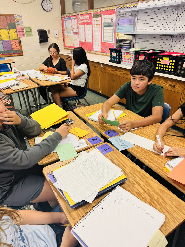 Sentence builders at work! Our 6th graders are mastering conjunctions with fun and focus in Mrs. Arriola’s class.