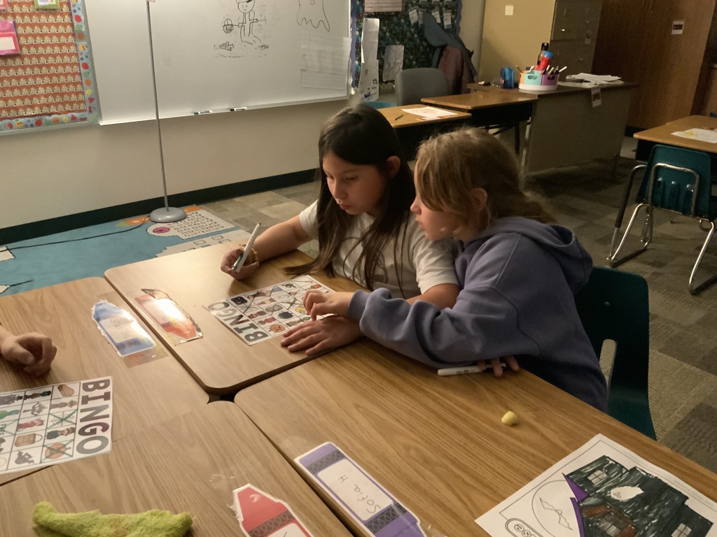 The students enjoyed the bingo game!