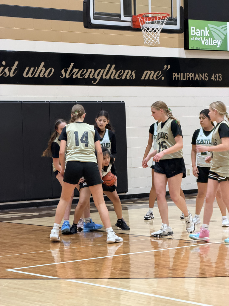 First game. First hustle. Same fire. Let the season begin! 💪🔥 #GirlsBasketball #GameDayVibes #SeasonOpener