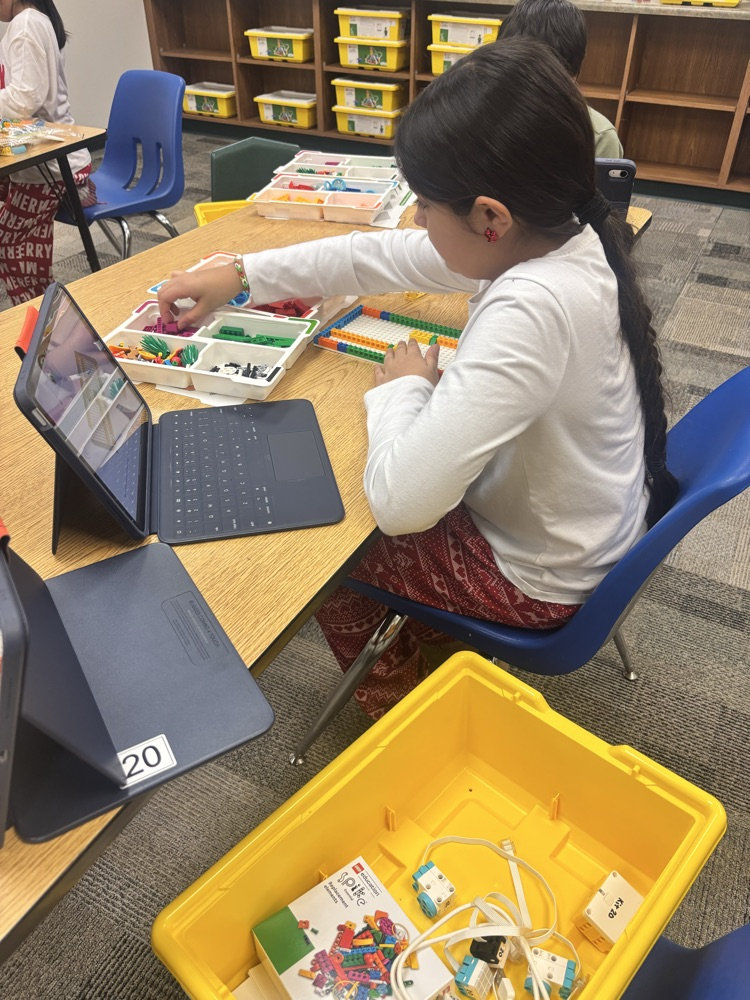 4th grade created, coded, and modified mazes with LegoEducation today. We learned about how energy changes when objects collide.