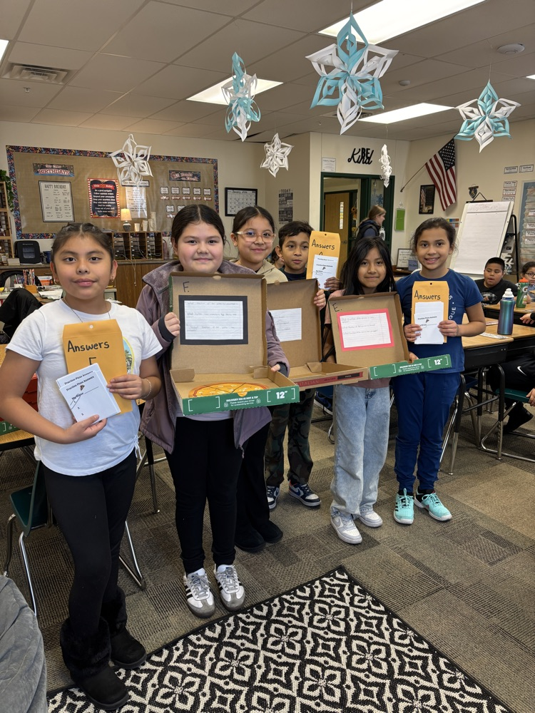 Delivery of Fraction pizzas 