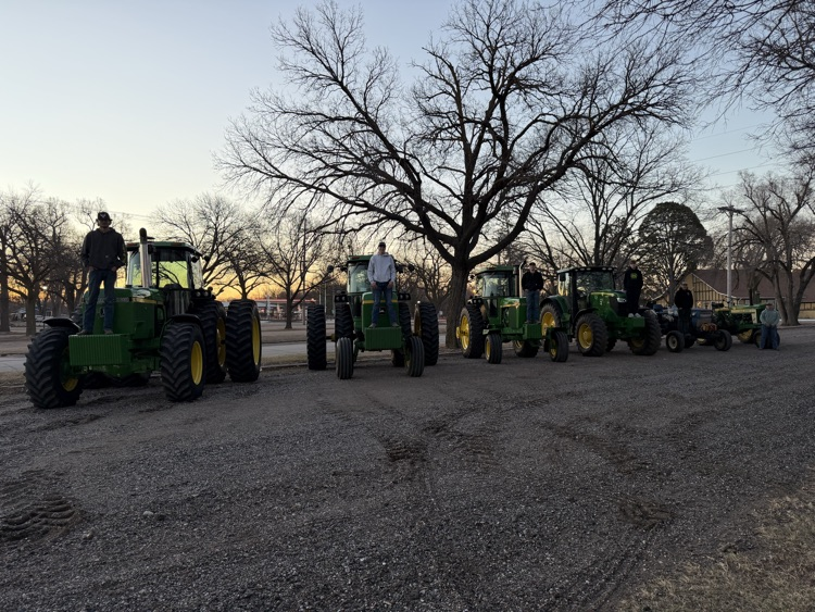 The FFA boys rolled into school a little louder than usual today! Happy National Ag Week from the Schuyler FFA Chapter 💚💛