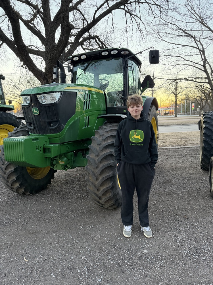 The FFA boys rolled into school a little louder than usual today! Happy National Ag Week from the Schuyler FFA Chapter 💚💛