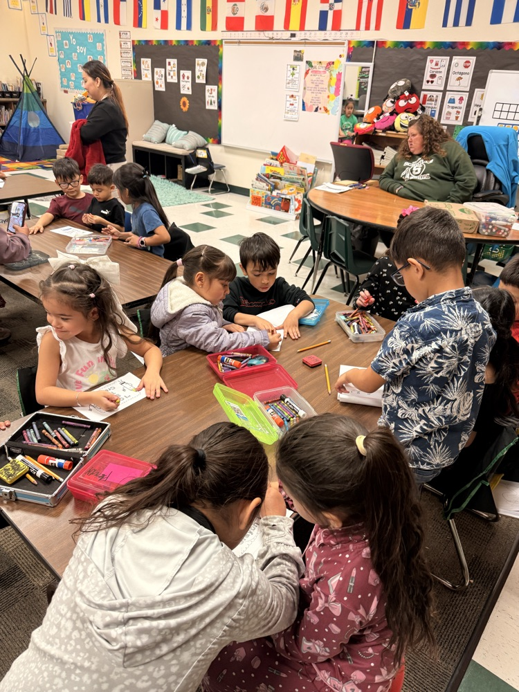 We had a wonderful visit! The Head Start students spent time with our kindergarten class—they read a story together and did some coloring.