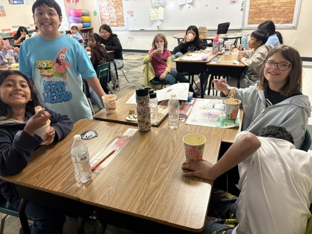 Miss Keller's class had a fun-filled day! We had ramen noodles for a snack, ice cream for dessert, and a trip to the library!