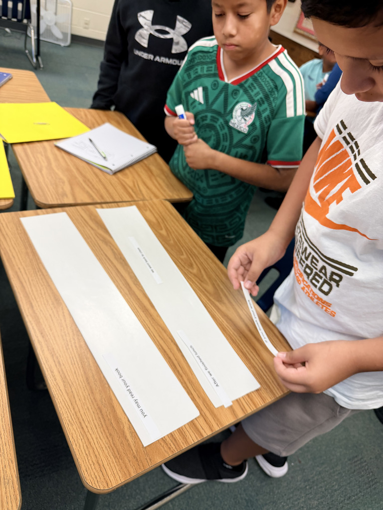 🧩✍️ Think, arrange, and create! | ¡Piensa, organiza y crea!  Our 6th-grade writing class worked together in an engaging group activity—arranging clauses in the correct order to build complete sentences and confidently sharing their creations with the class! 📚💬👏   ¡Aprendiendo juntos, construyendo oraciones y disfrutando de la escritura! 🌟  Nuestra  de escritura de 6.º grado trabajó en equipo en una actividad dinámica: organizaron las cláusulas en el orden correcto para formar oraciones completas y luego compartieron sus creaciones con toda la clase. 📖🤝✨