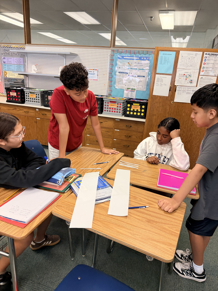 🧩✍️ Think, arrange, and create! | ¡Piensa, organiza y crea!  Our 6th-grade writing class worked together in an engaging group activity—arranging clauses in the correct order to build complete sentences and confidently sharing their creations with the class! 📚💬👏   ¡Aprendiendo juntos, construyendo oraciones y disfrutando de la escritura! 🌟  Nuestra  de escritura de 6.º grado trabajó en equipo en una actividad dinámica: organizaron las cláusulas en el orden correcto para formar oraciones completas y luego compartieron sus creaciones con toda la clase. 📖🤝✨