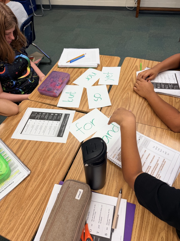 Grammar in Action! | ¡La gramática en acción! Our 6th grade writers worked together to choose the correct coordinating conjunction and then put their skills into practice by creating their own compound sentences. 🤝✨📝 Nuestros estudiantes de 6.º grado trabajaron en equipo para elegir la conjunción coordinante correcta y luego pusieron en práctica sus habilidades creando sus propias oraciones compuestas. 