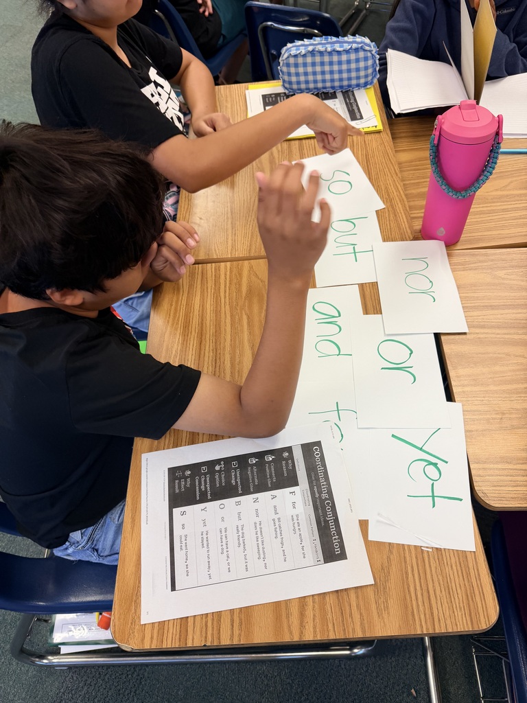 Grammar in Action! | ¡La gramática en acción! Our 6th grade writers worked together to choose the correct coordinating conjunction and then put their skills into practice by creating their own compound sentences. 🤝✨📝 Nuestros estudiantes de 6.º grado trabajaron en equipo para elegir la conjunción coordinante correcta y luego pusieron en práctica sus habilidades creando sus propias oraciones compuestas. 