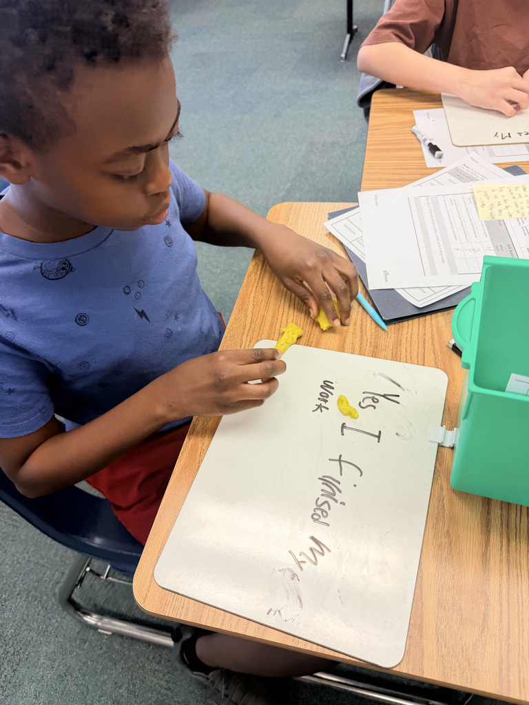 Shhh… Find Your Match, Then Squish and Shape! Our 6th Grade Writing class took on the silent matching challenge—no talking, just reading! Then, they got creative using Play-Doh to shape punctuation marks. Who knew grammar could be this much fun? ✏️