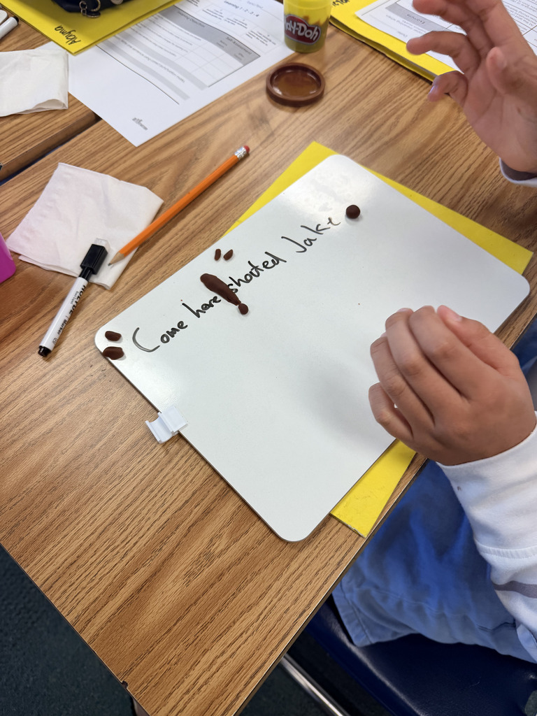 Shhh… Find Your Match, Then Squish and Shape! Our 6th Grade Writing class took on the silent matching challenge—no talking, just reading! Then, they got creative using Play-Doh to shape punctuation marks. Who knew grammar could be this much fun? ✏️