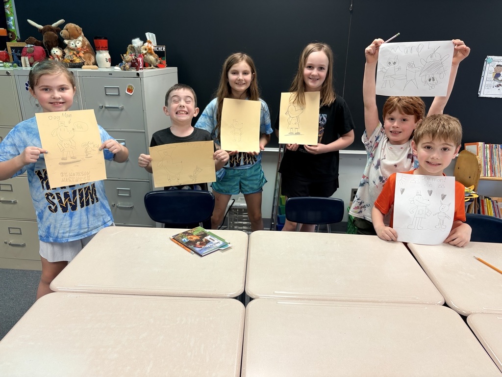 SHAEC students with author Dav Pilkey