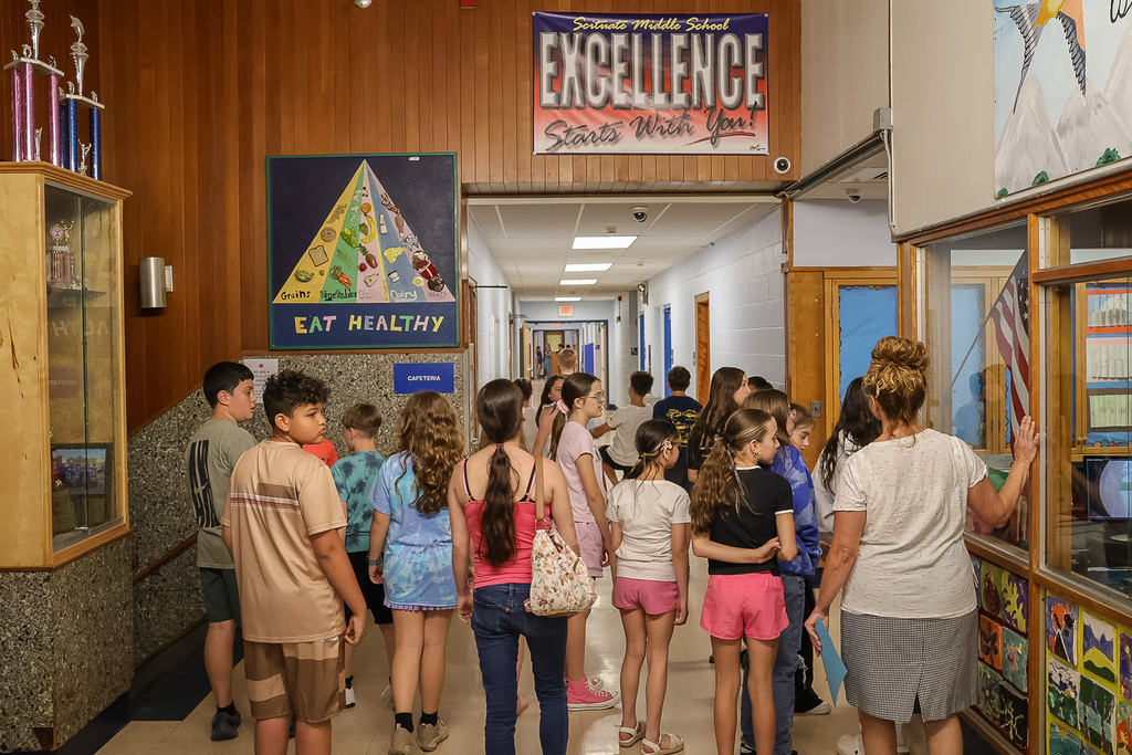 middle school open house tour 
