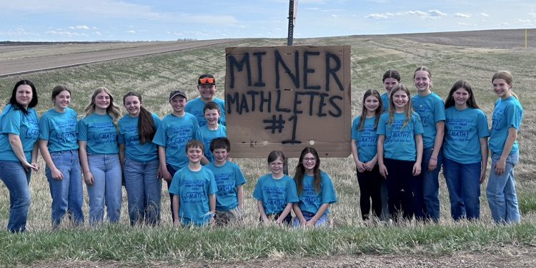 sign with grouping with students