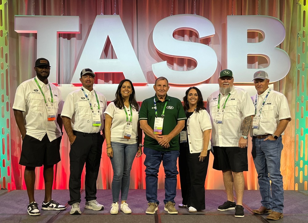 picture of 7 people of the srisd school board