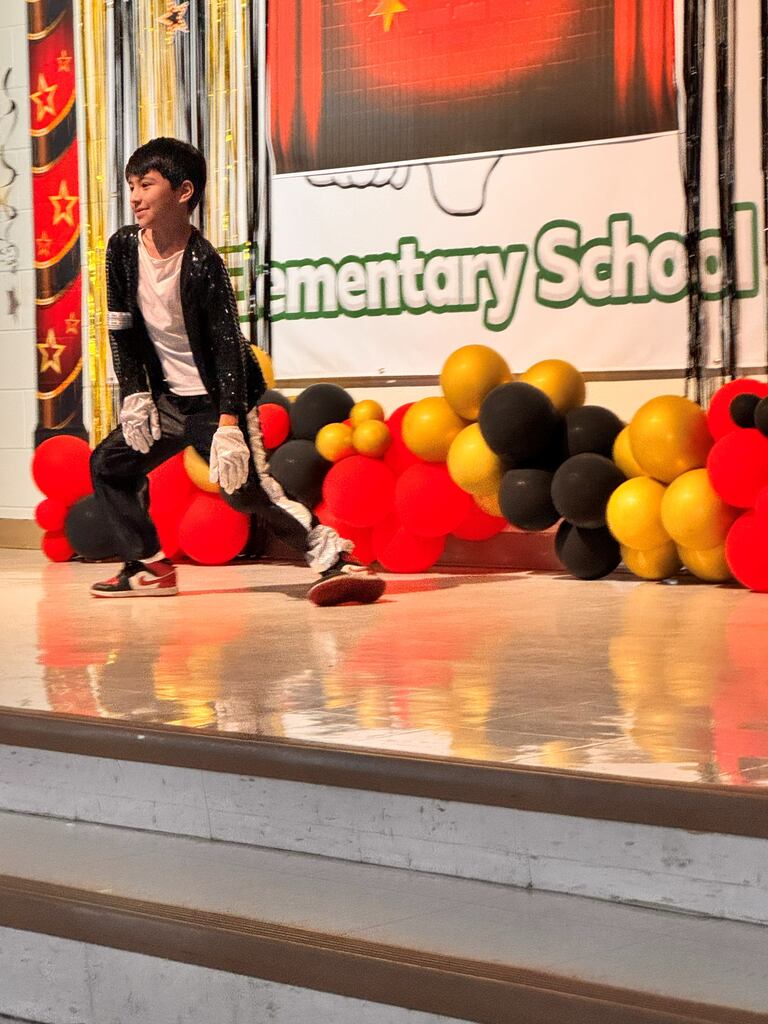 male student dresses like Michael Jackson