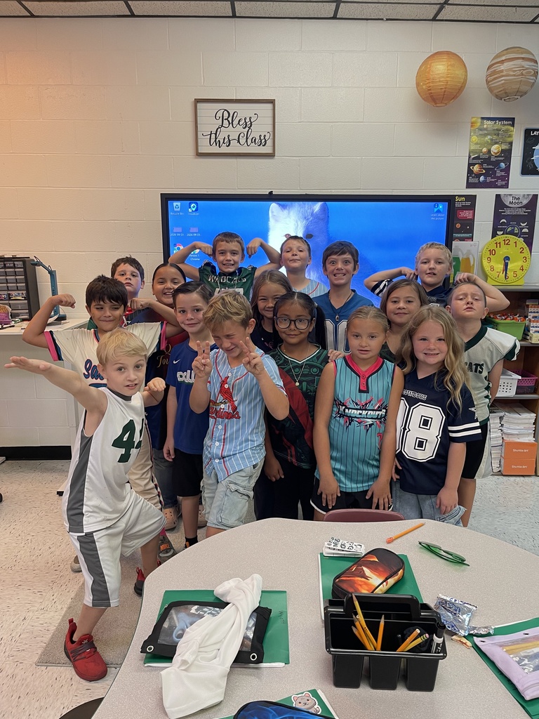 SRES homecoming dress up days