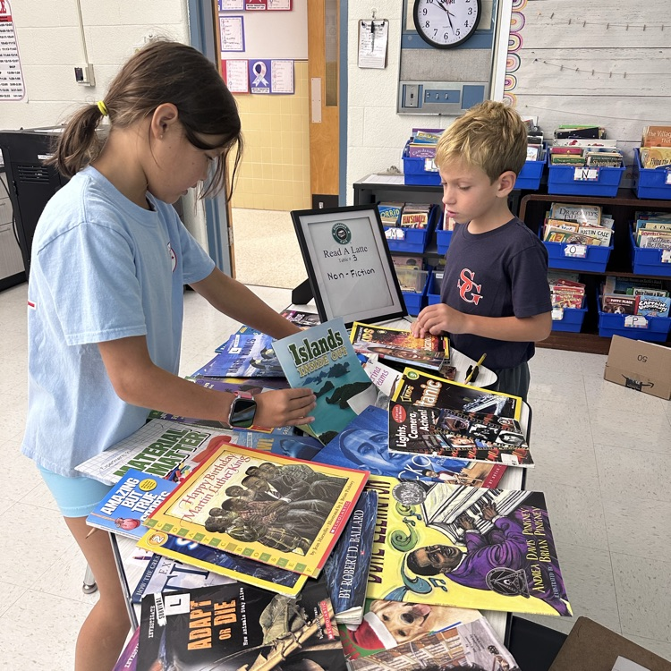 Third graders enjoyed a Starbooks Cafe to learn about all the different genres!