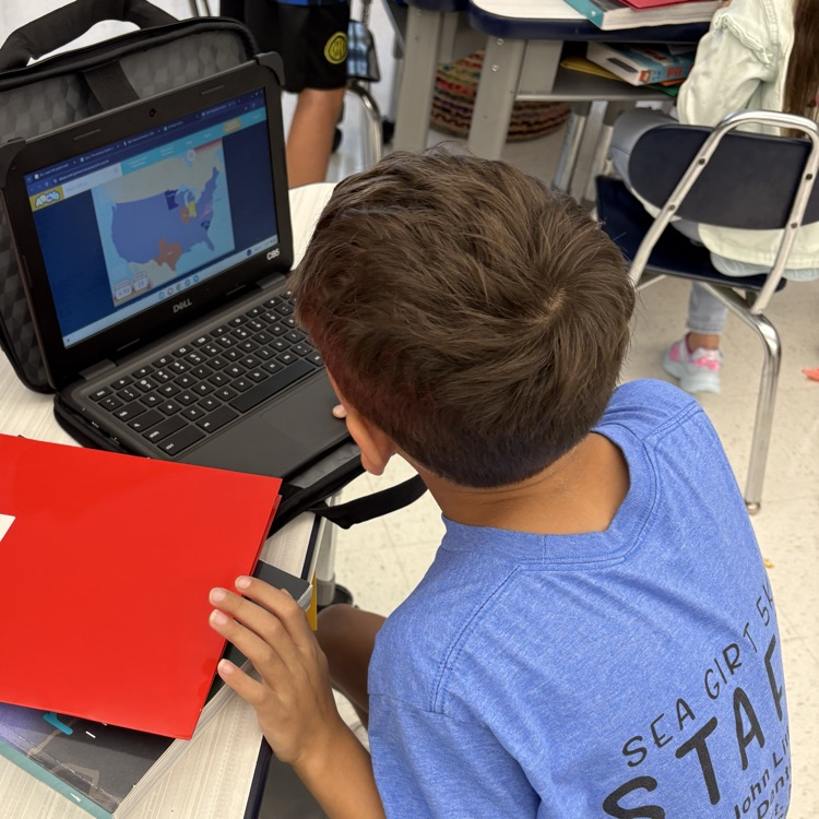 Fourth grade is mapping out the USA! From Alabama to Wyoming, we’re learning all 50 states one step at a time. 🇺🇸📚 #FutureGeographers #50States #4thGradeAdventures