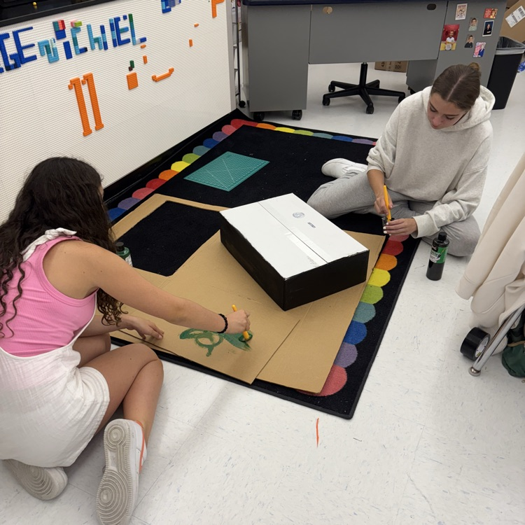 8th graders are making progress on their STEM cycle projects. Can you guess what they are making? 🪚🎨