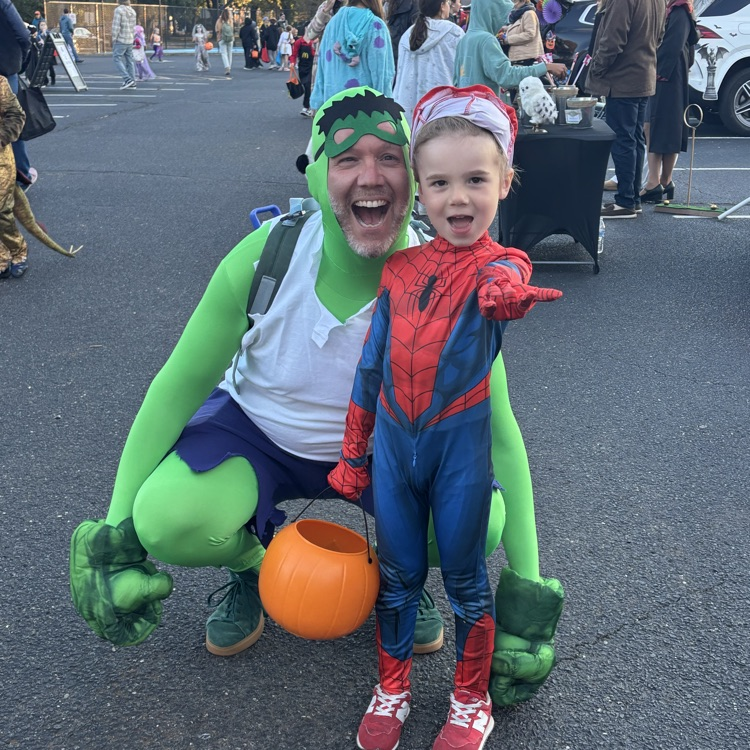Trunk-or-Treat was a huge success! Many thanks to the SGES PTO and all of the families who made this such a fun evening! Happy Halloween! 🧡