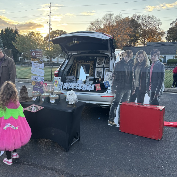 Trunk-or-Treat was a huge success! Many thanks to the SGES PTO and all of the families who made this such a fun evening! Happy Halloween! 🧡