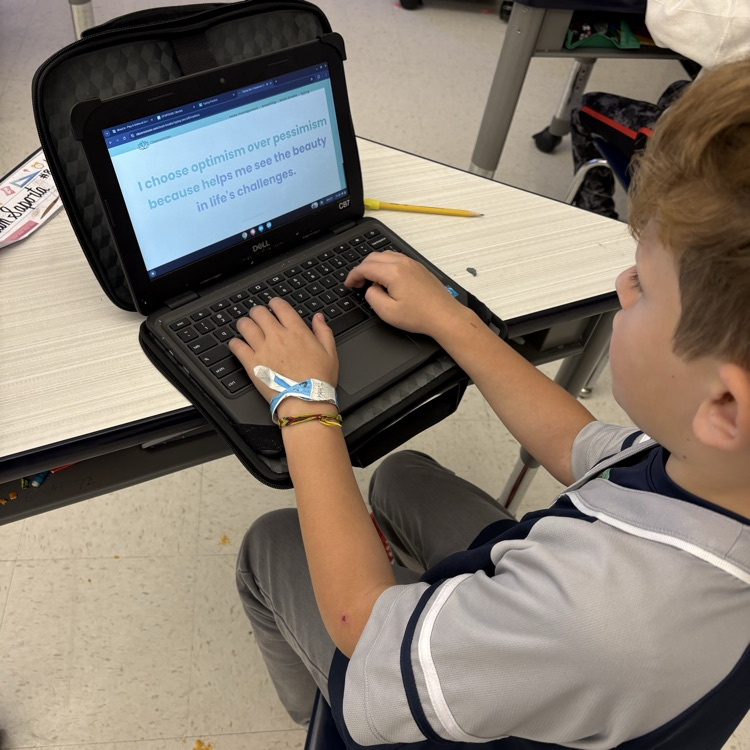 💻🧠 Our fourth graders are leveling up their typing AND their mindsets! A little positivity goes a long way. ✨
