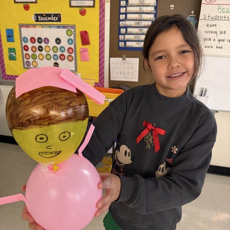 Twas the night before Thanksgiving Eve, and the third graders were preparing their balloons for the parade!