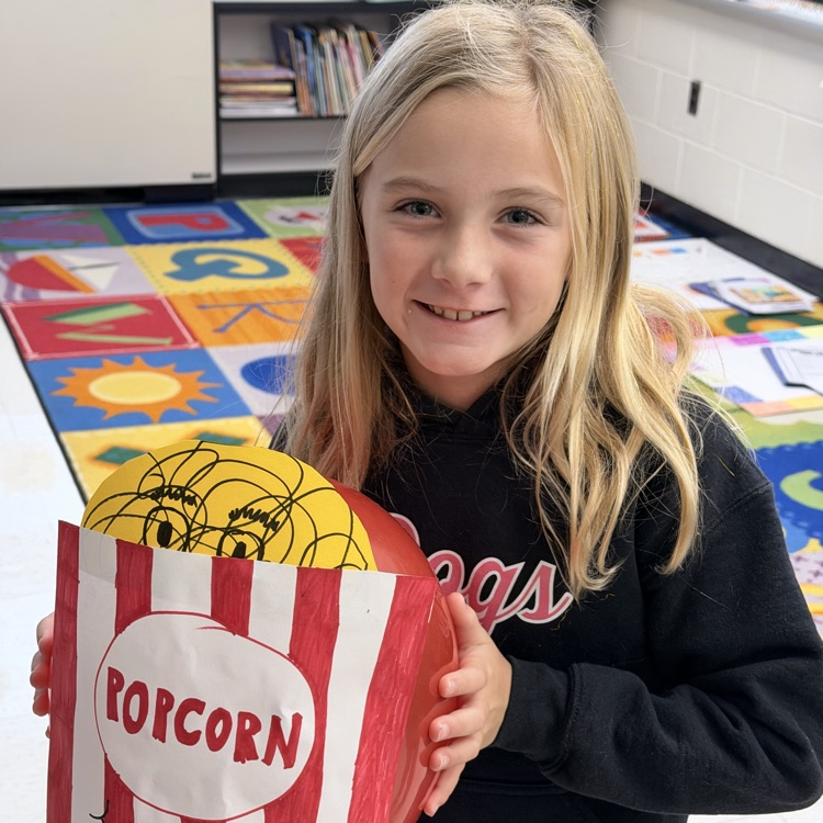 Twas the night before Thanksgiving Eve, and the third graders were preparing their balloons for the parade!