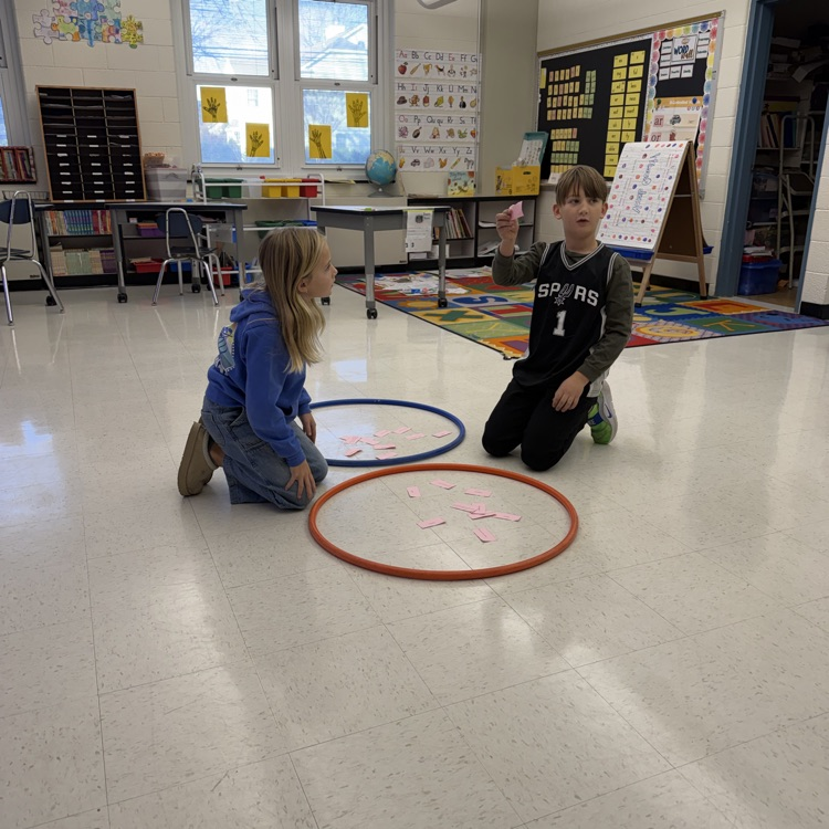 A very competitive game, girls vs. boys, steal the bacon vocabulary! I wonder who will prevail?!