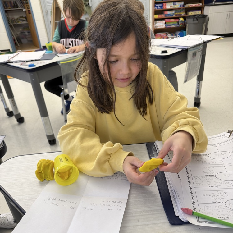Third graders reviewed their vocabulary words by becoming sculptors! They had to sculpt something to represent their words!