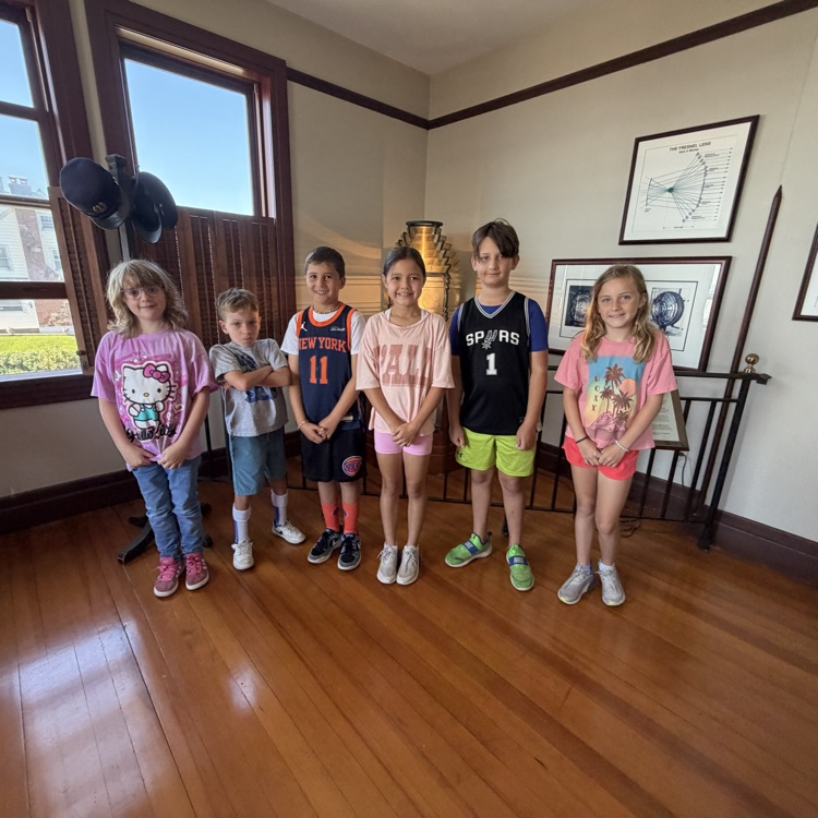 🌊✨ A perfect day exploring the historic Sea Girt Lighthouse! Standing tall since 1896, this beautiful lighthouse offers a glimpse into New Jersey’s maritime history and breathtaking coastal views.