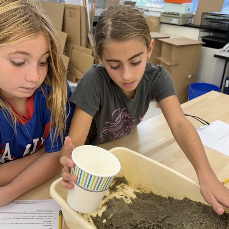 🌎 Science in action! Our 6th graders modeled erosion and deposition to see how Earth’s surface changes over time. Learning by doing! 🪨💧 #SixthGradeScience #HandsOnLearning #EarthScience