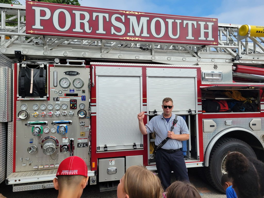 PEAK Visit Fire fighters