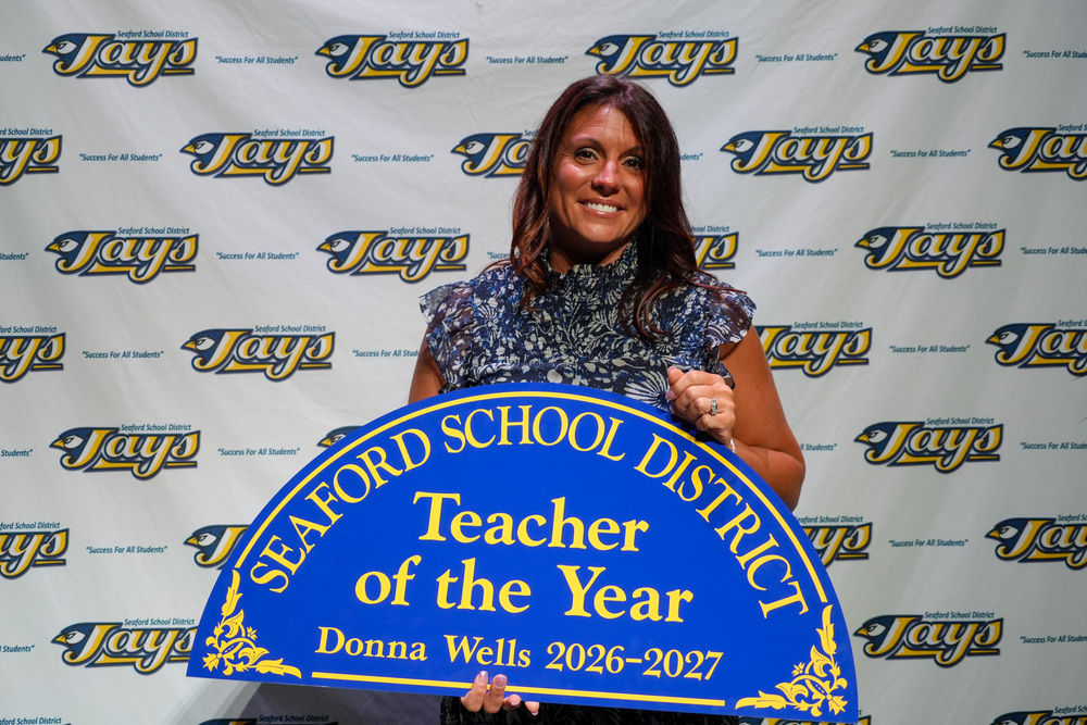 Donna Wells - TOY 26-27