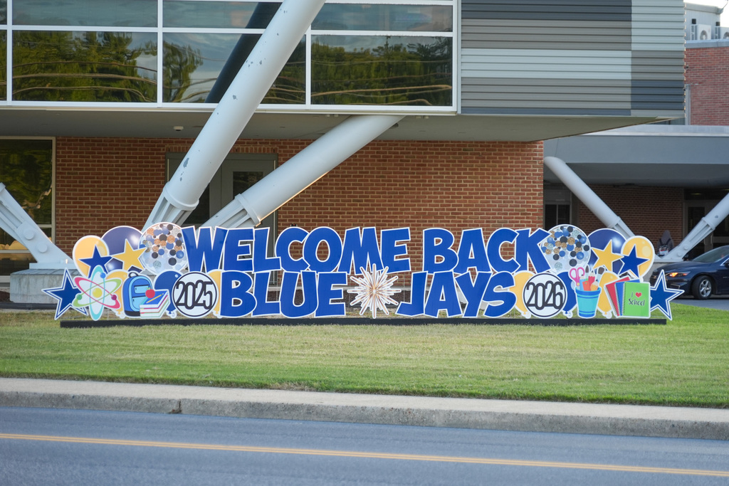 signage that says welcome back blue jays