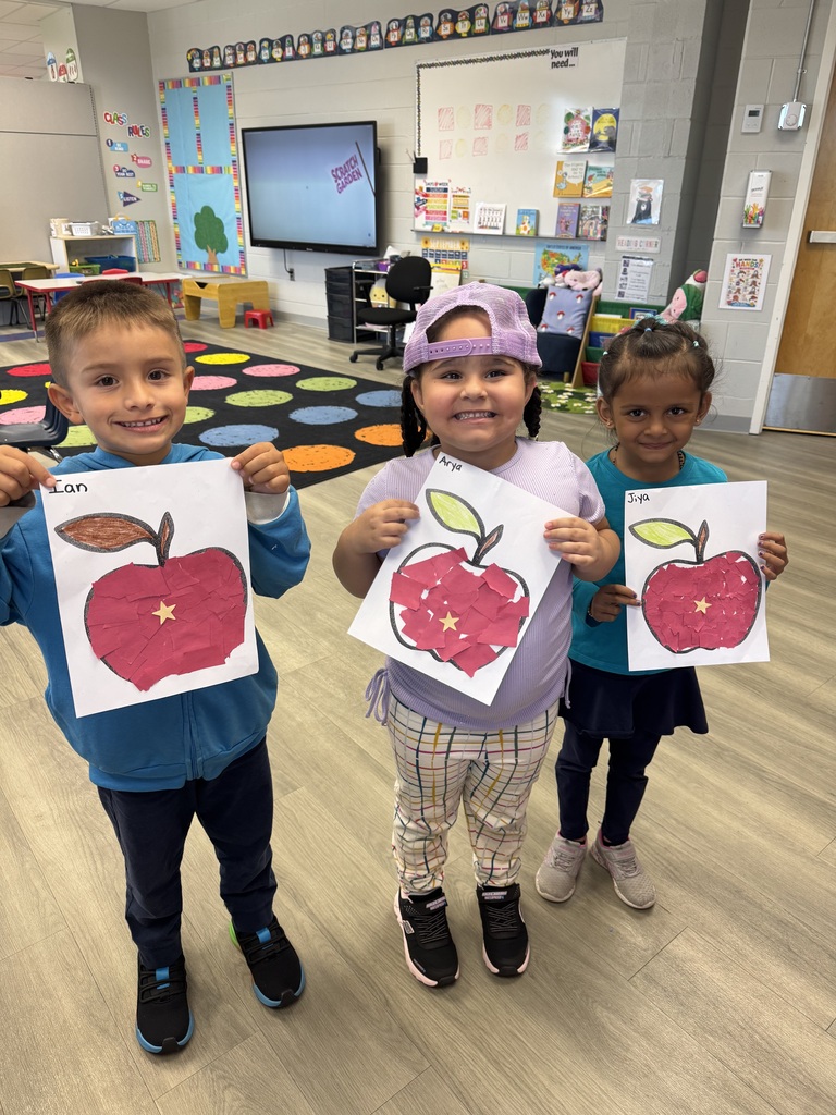 red apples and squares