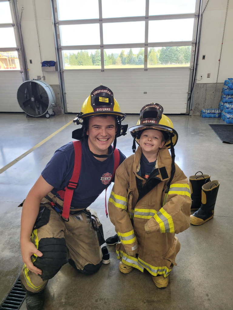 Full circle moment at Big Lake Fire Department — volunteer firefighter and alum Troy Peterson welcomed his son Carter’s Transition to Kindergarten class for a visit. Troy once walked these same halls as a Big Lake and Sedro-Woolley student!