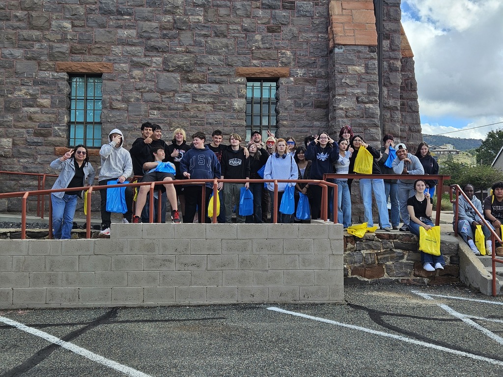 Teen maze group shot