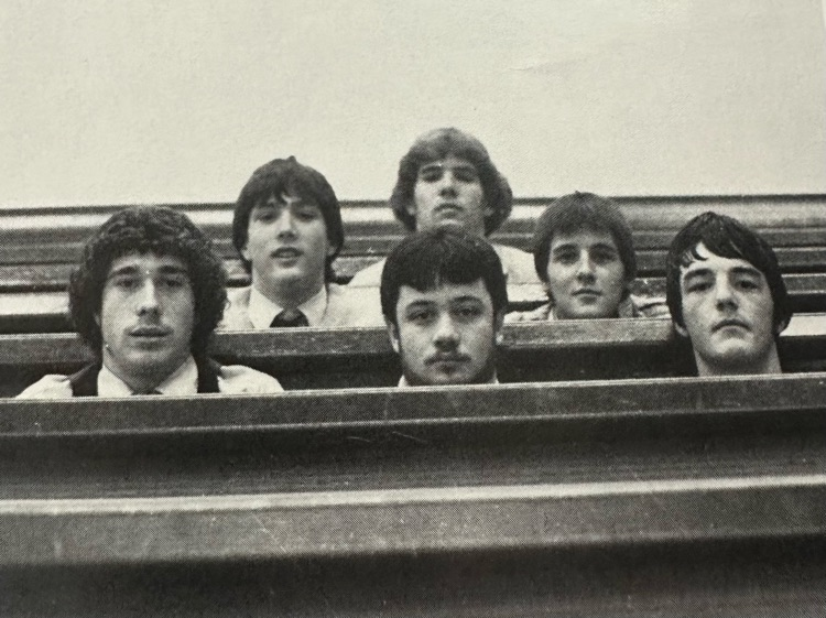 1983 senior football