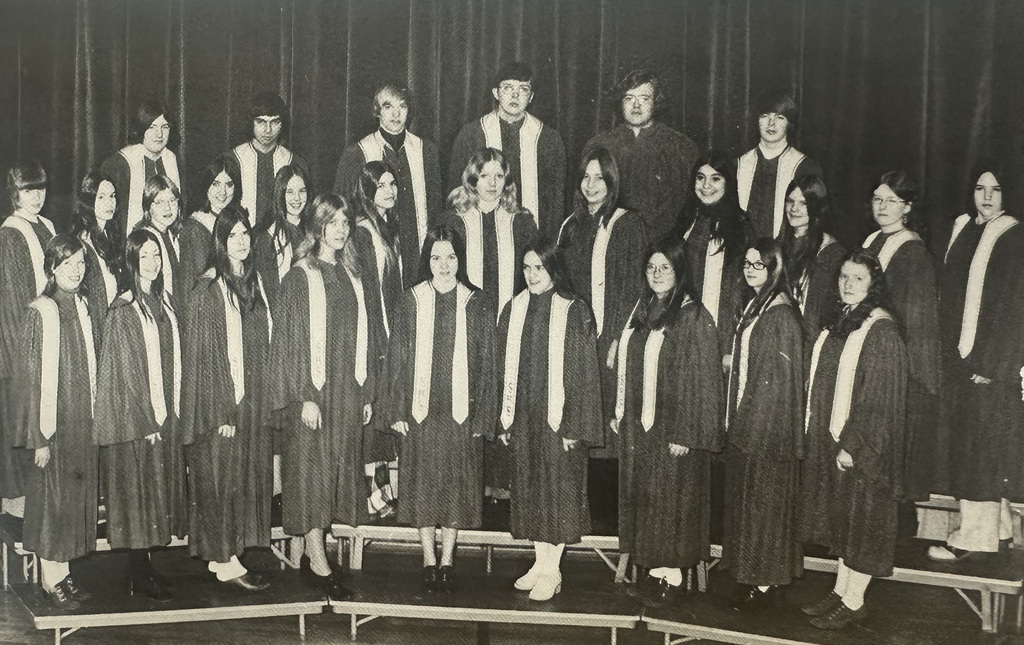 1974 Chorus