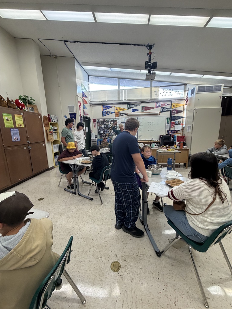 5th Grade makes Cornbread with food science class